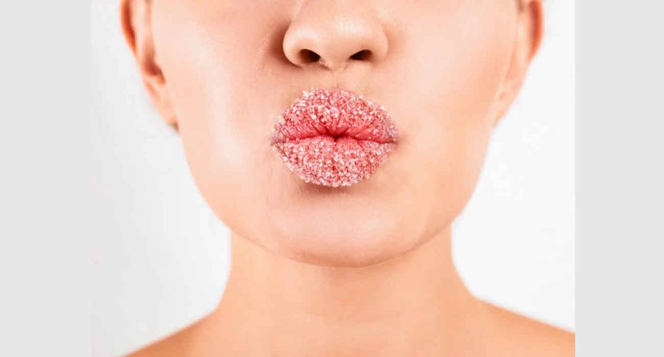 ¿Por qué nadie habla del exfoliante de labios cuando es tan buscando por los consumidores? Descubre todo lo que necesitas saber.