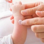 ¿Cuál es la mejor crema para dermatitis en bebés?
